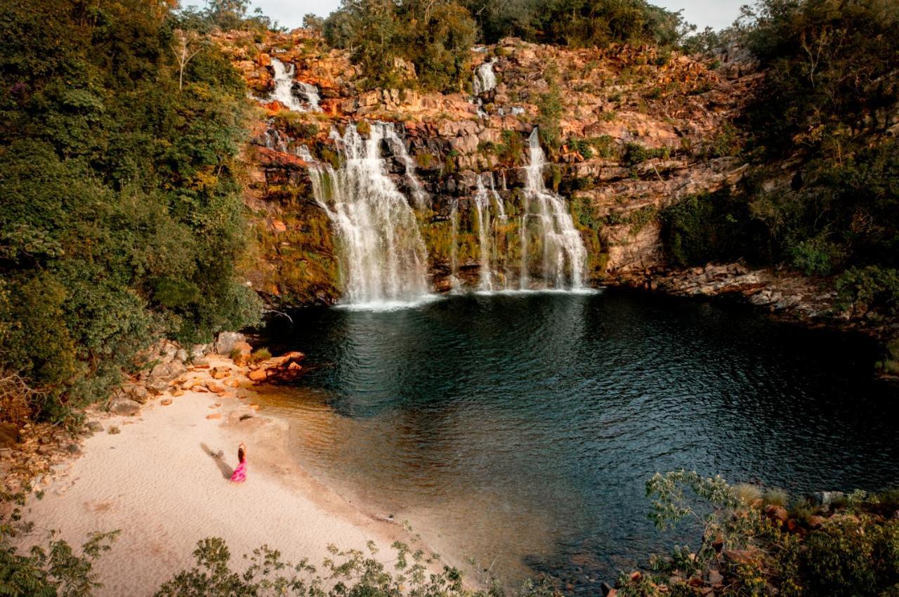 Pousada Cachoeira Poco Encantado Алту-Параизу-ди-Гояс Экстерьер фото
