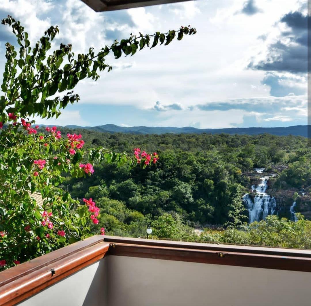 Pousada Cachoeira Poco Encantado Алту-Параизу-ди-Гояс Экстерьер фото