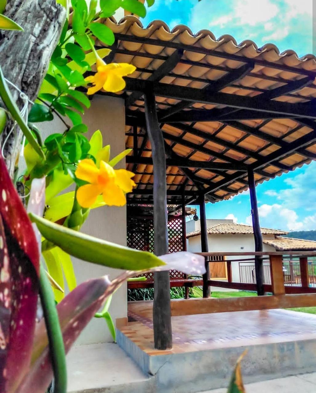 Pousada Cachoeira Poco Encantado Алту-Параизу-ди-Гояс Экстерьер фото